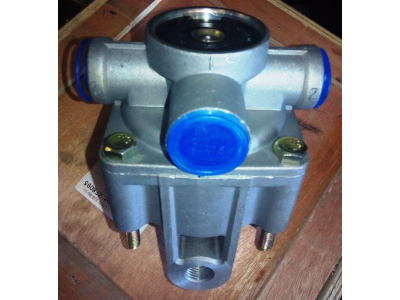 Клапан регулировки тормозных усилий на задние мосты (ускорительный) SH F3000 SHAANXI / Shacman (ШАНКСИ / Шакман) DZ9112360047 фото 1 Ульяновск